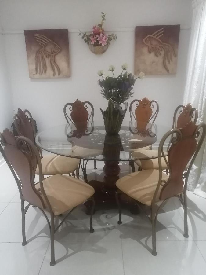 Lala Poa Guest House Klerksdorp Luaran gambar